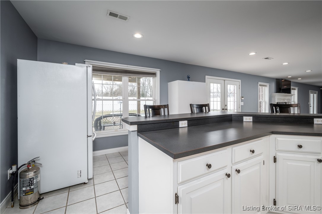5815 Ridgefield Drive