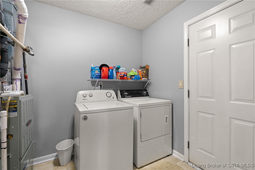 886 Sky Way Drive