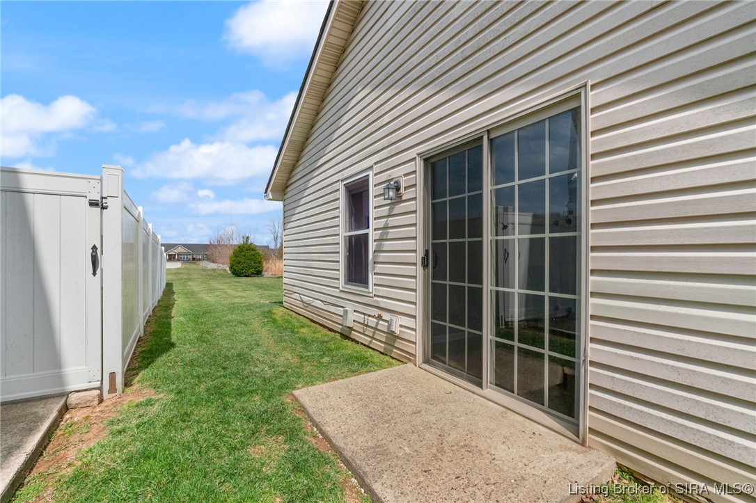 886 Sky Way Drive