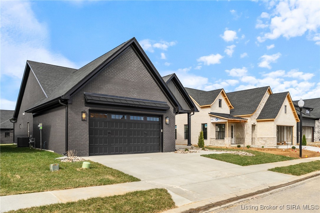 3611 Linnert Way