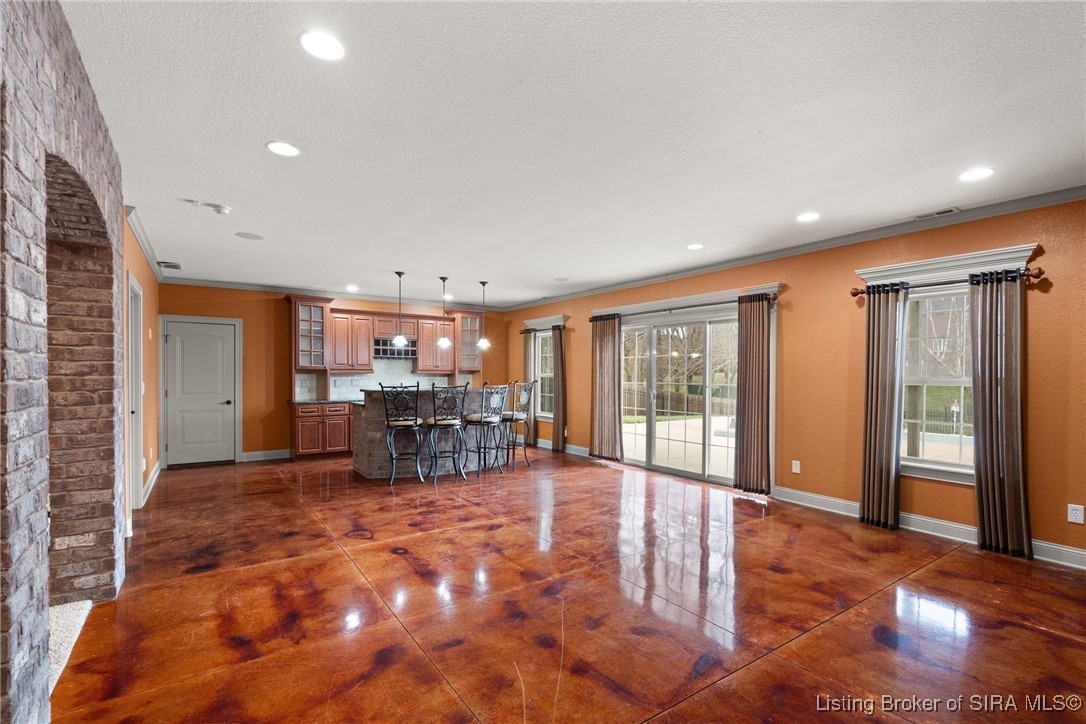 7506 Evergreen Way