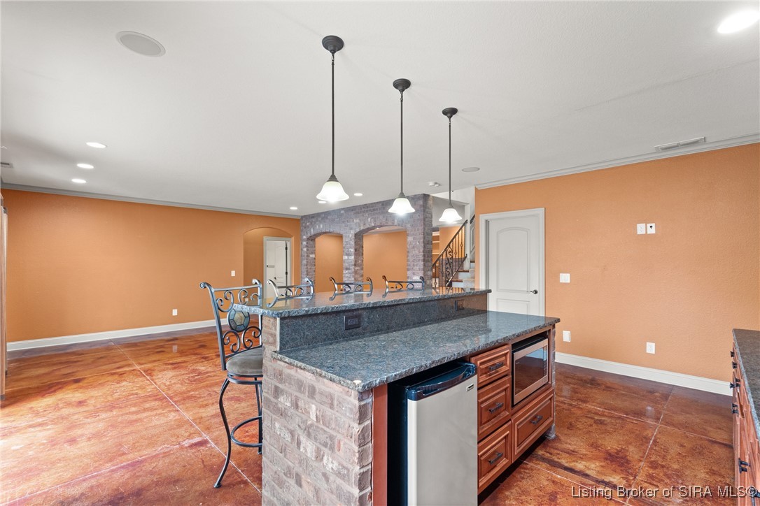 7506 Evergreen Way