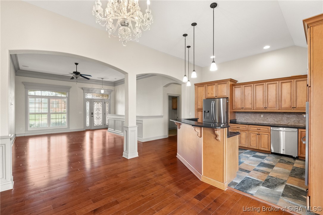 7506 Evergreen Way