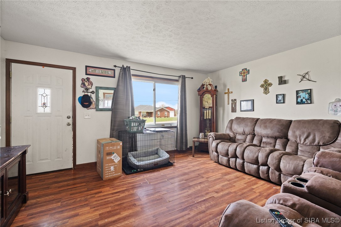 8080 Clover Valley Road NW