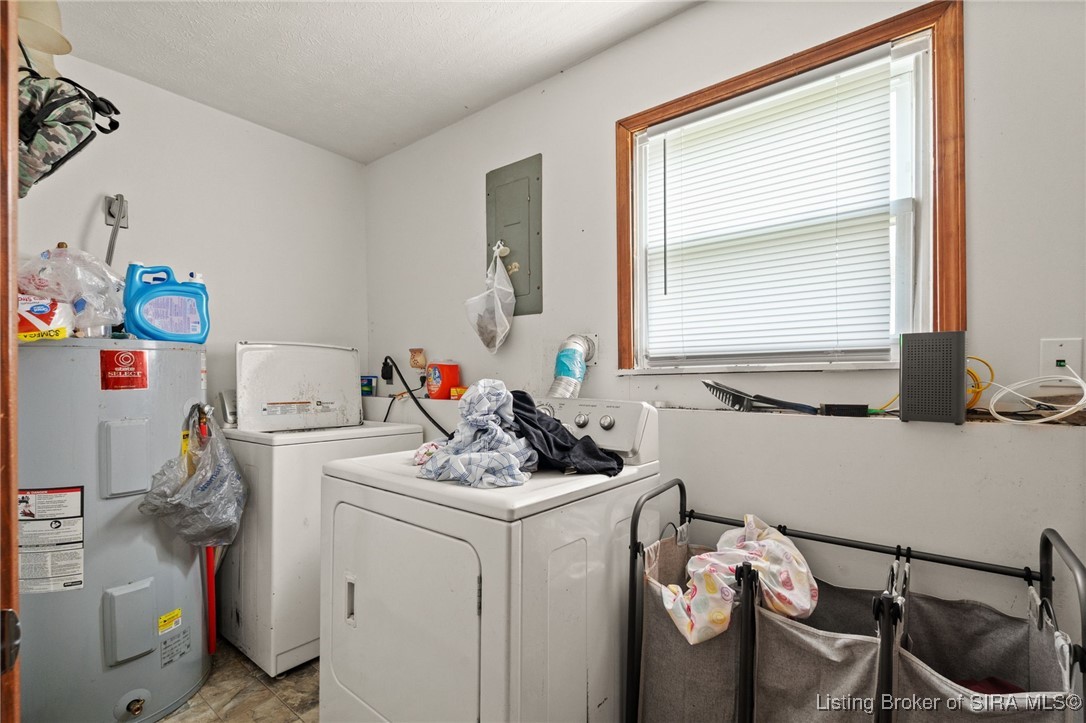 8080 Clover Valley Road NW