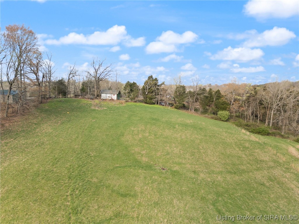3985 N Garden Lane