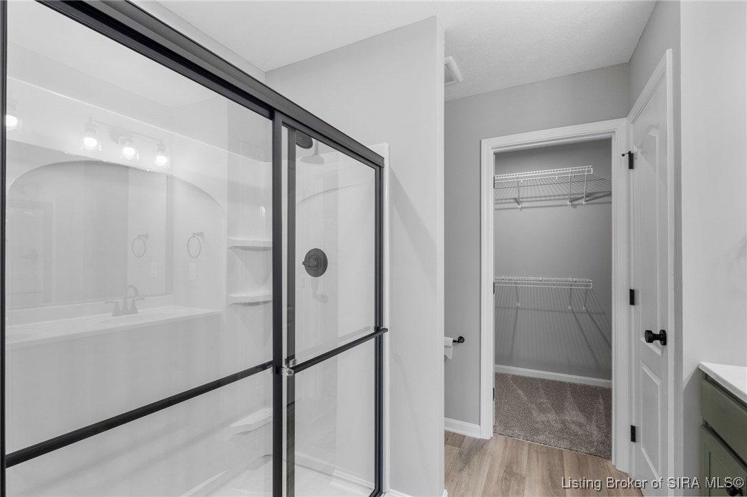 8208 Crescent Cove