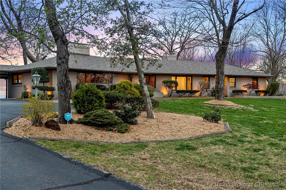 15 N Hill Drive