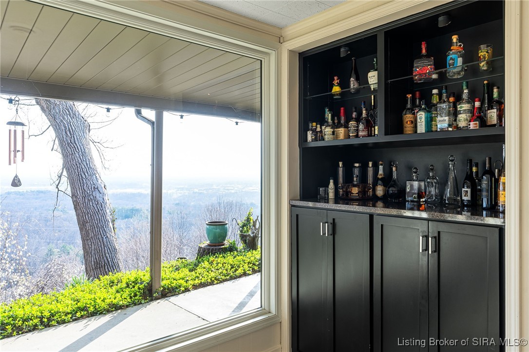 15 N Hill Drive