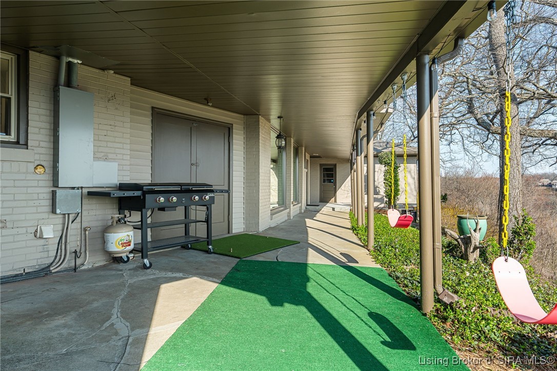 15 N Hill Drive