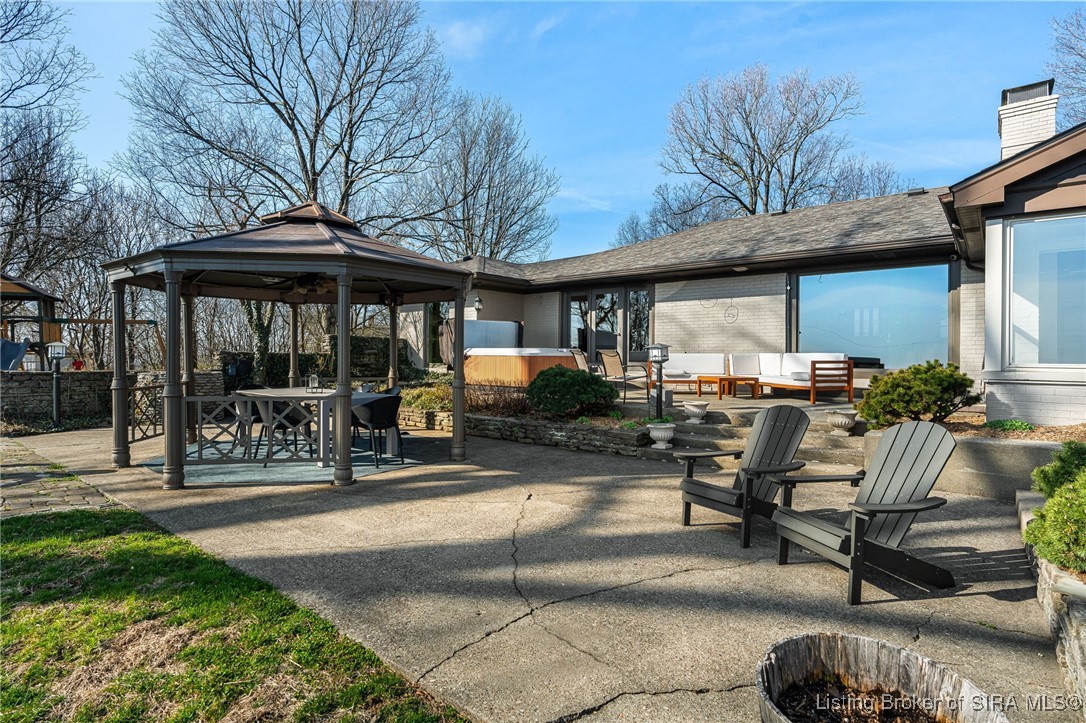 15 N Hill Drive
