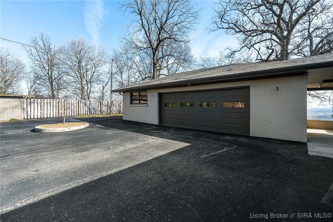 15 N Hill Drive