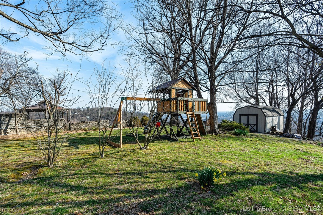 15 N Hill Drive