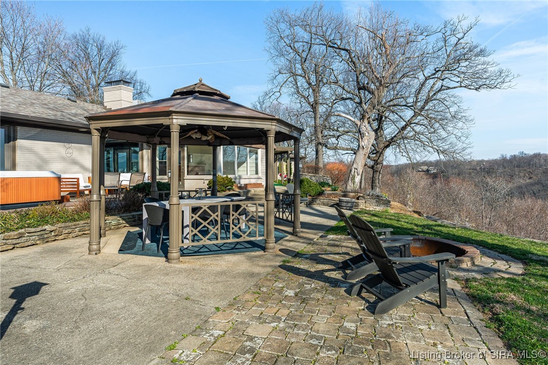 15 N Hill Drive