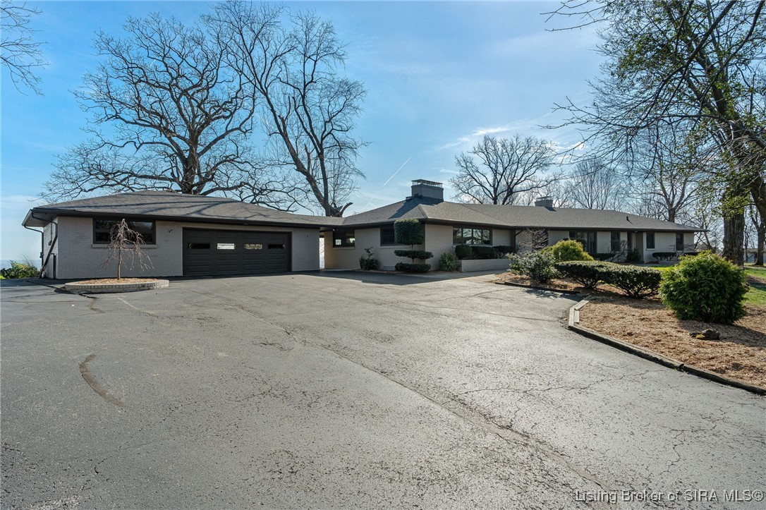 15 N Hill Drive
