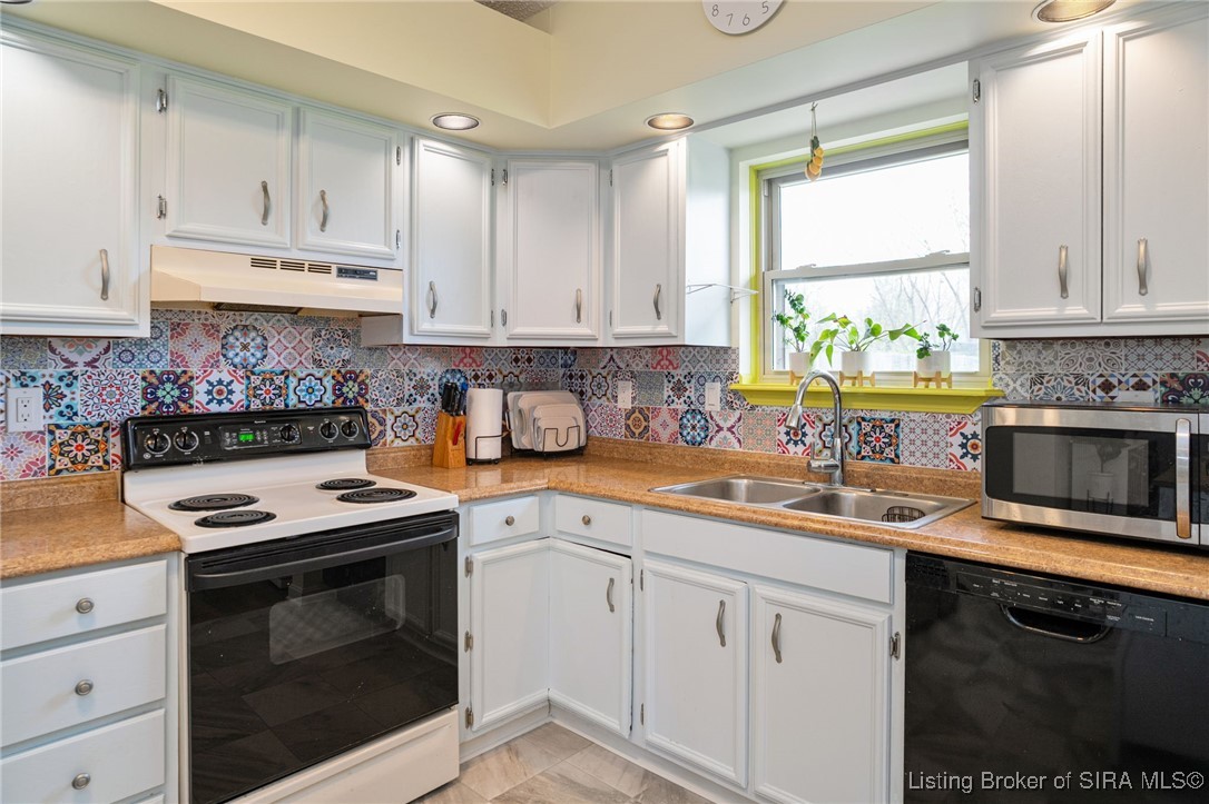 3038 Pebble Brook