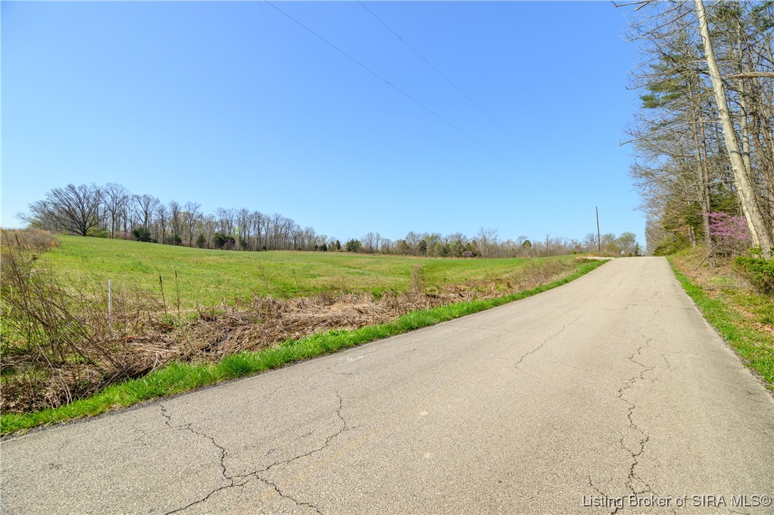 Lot 2 E Lovers Lane
