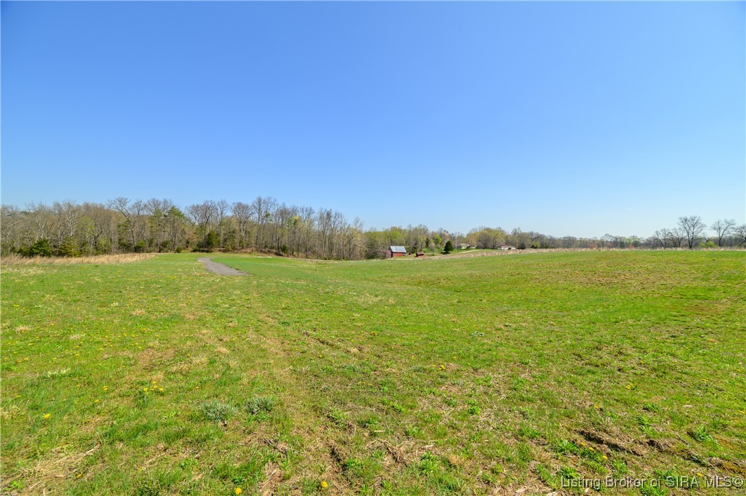 Lot 2 E Lovers Lane