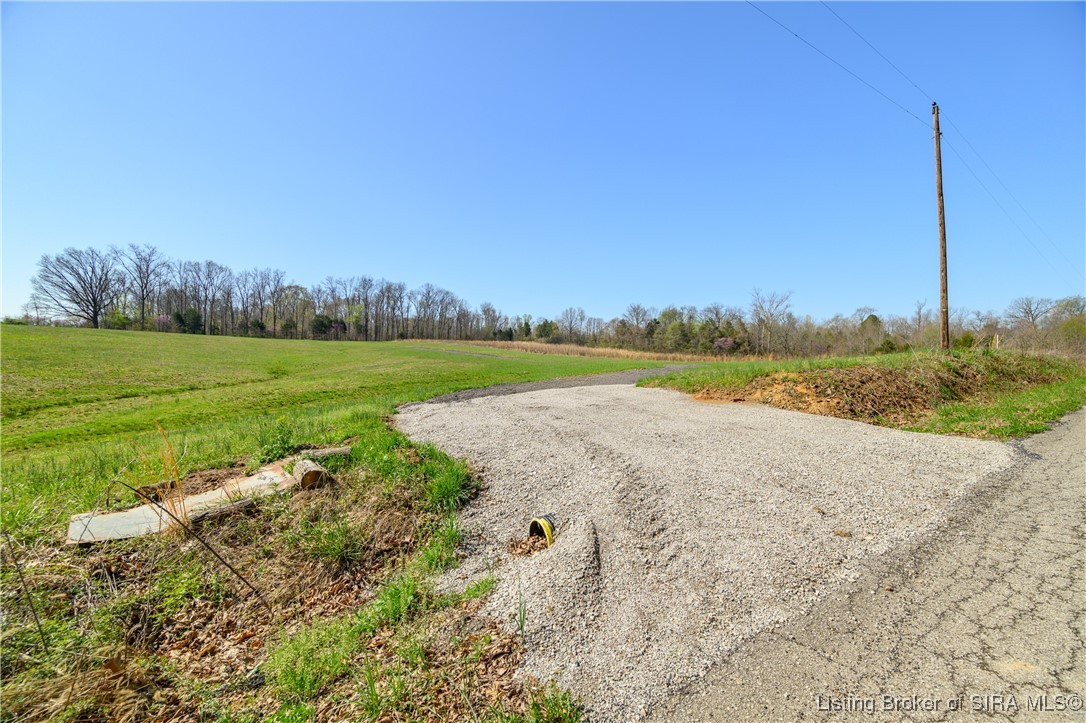 Lot 2 E Lovers Lane