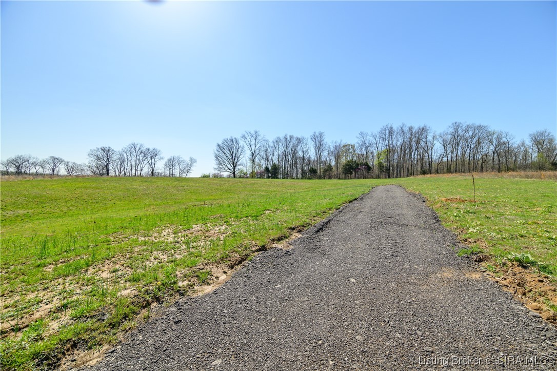 Lot 2 E Lovers Lane