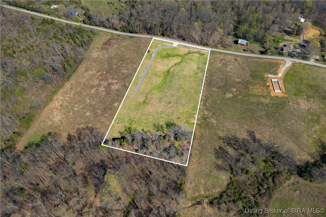 Lot 2 E Lovers Lane