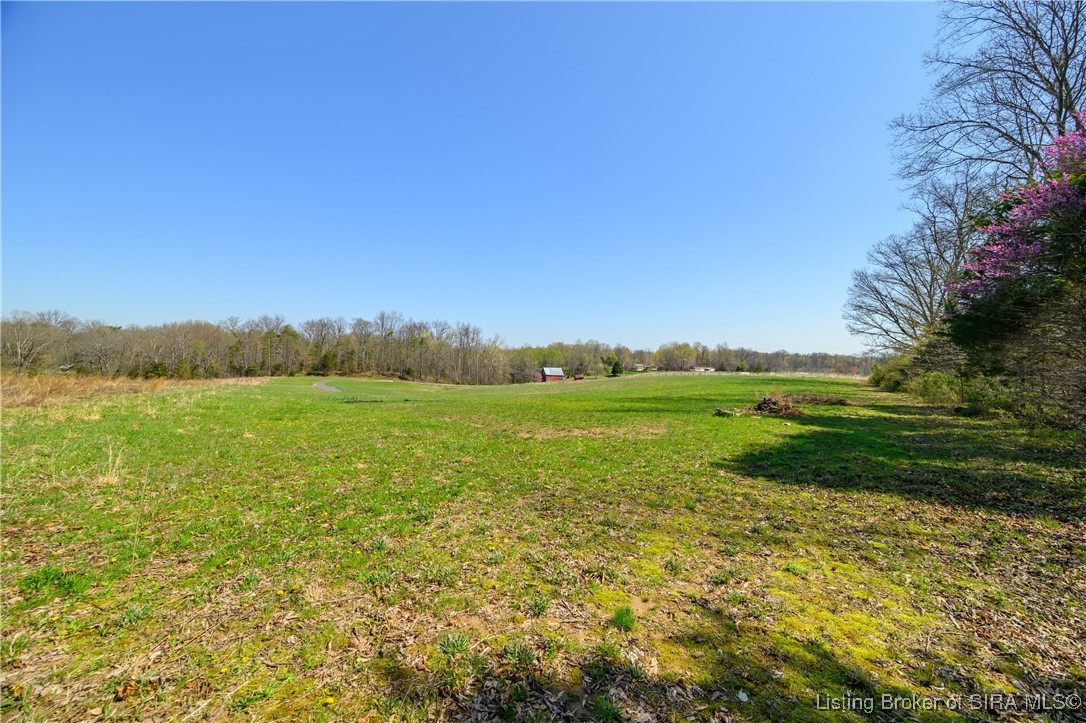 Lot 2 E Lovers Lane