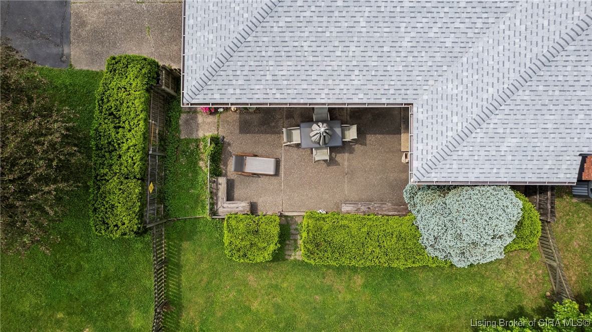 5705 Lentzier Trace