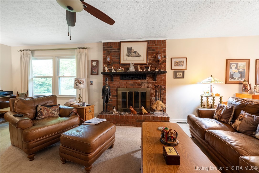 5705 Lentzier Trace