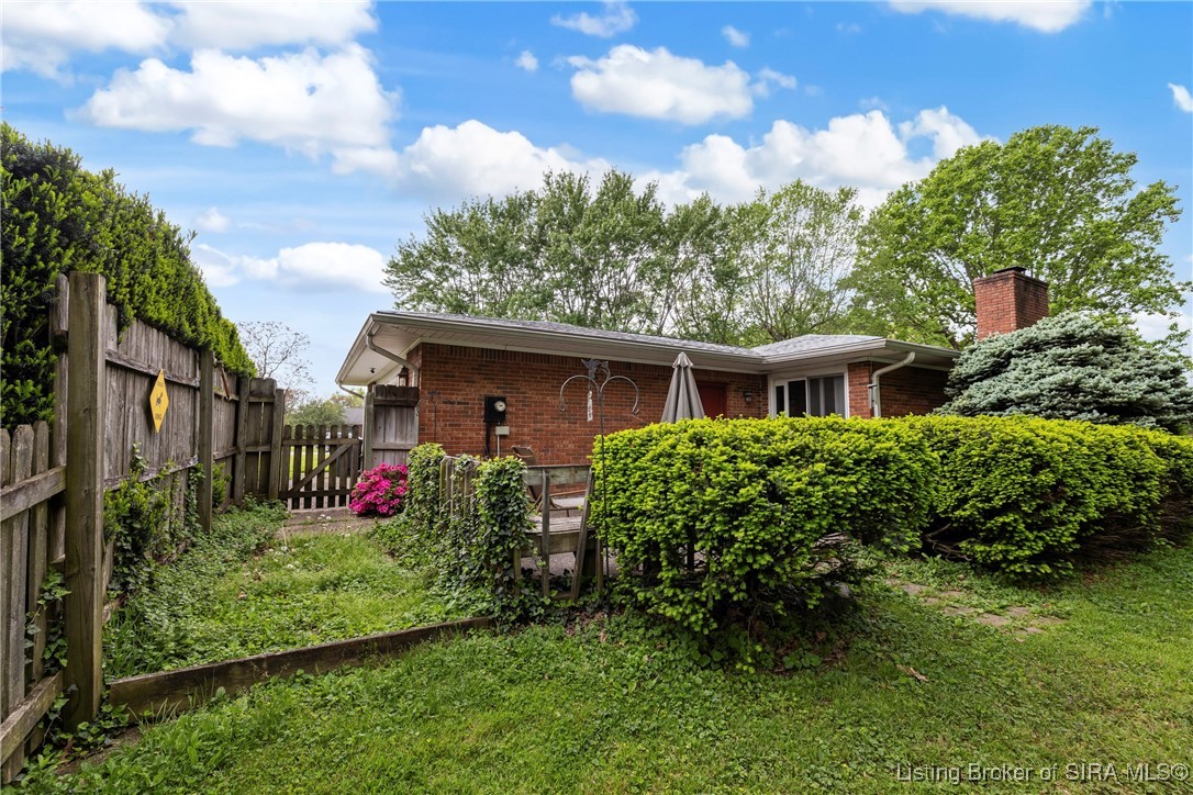 5705 Lentzier Trace