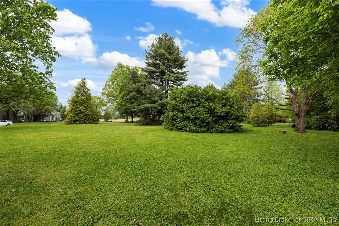 5705 Lentzier Trace