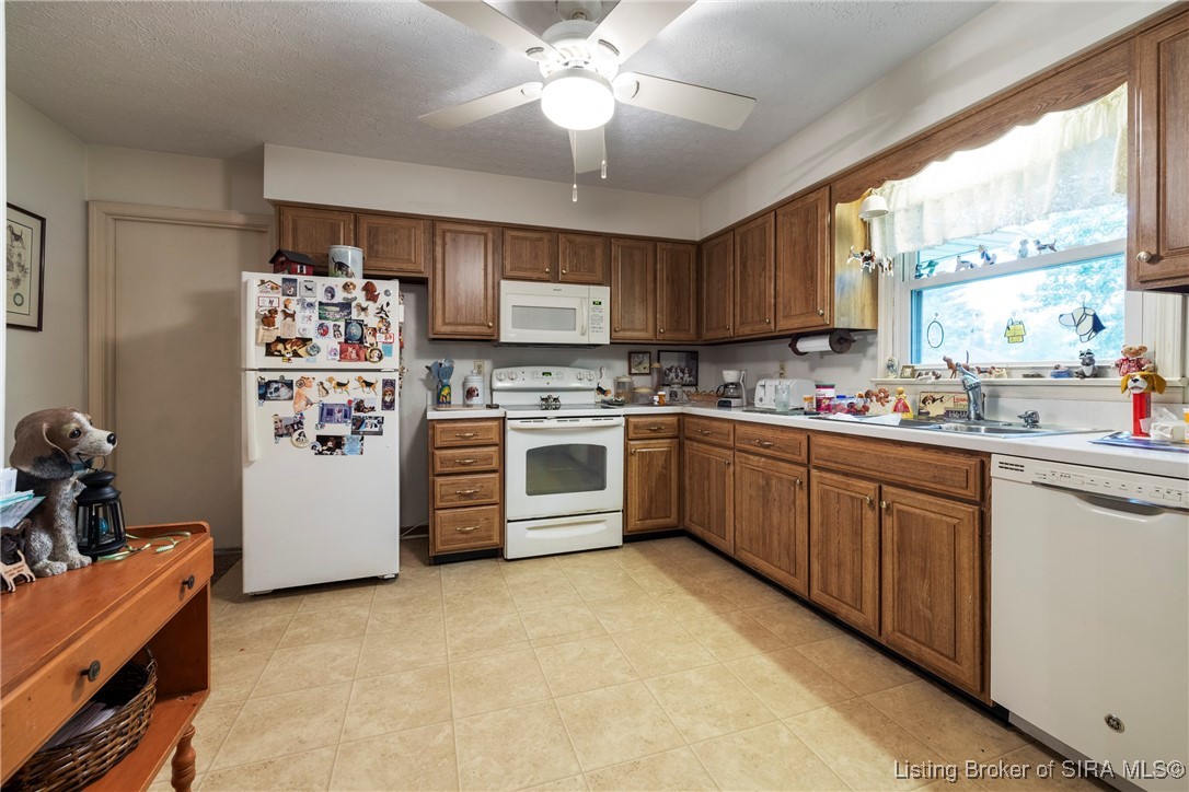 5705 Lentzier Trace