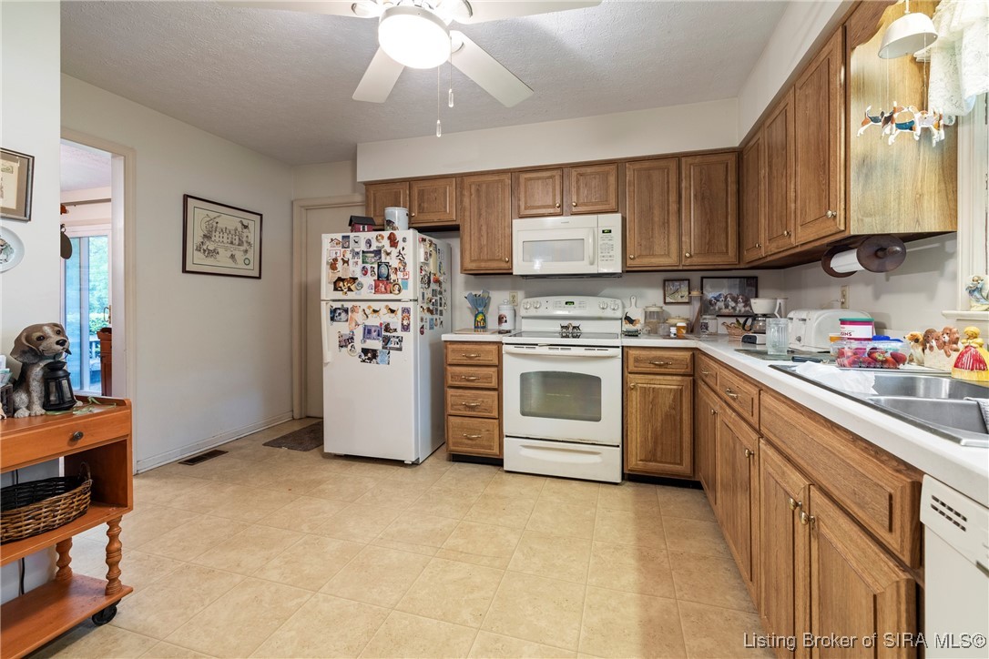5705 Lentzier Trace