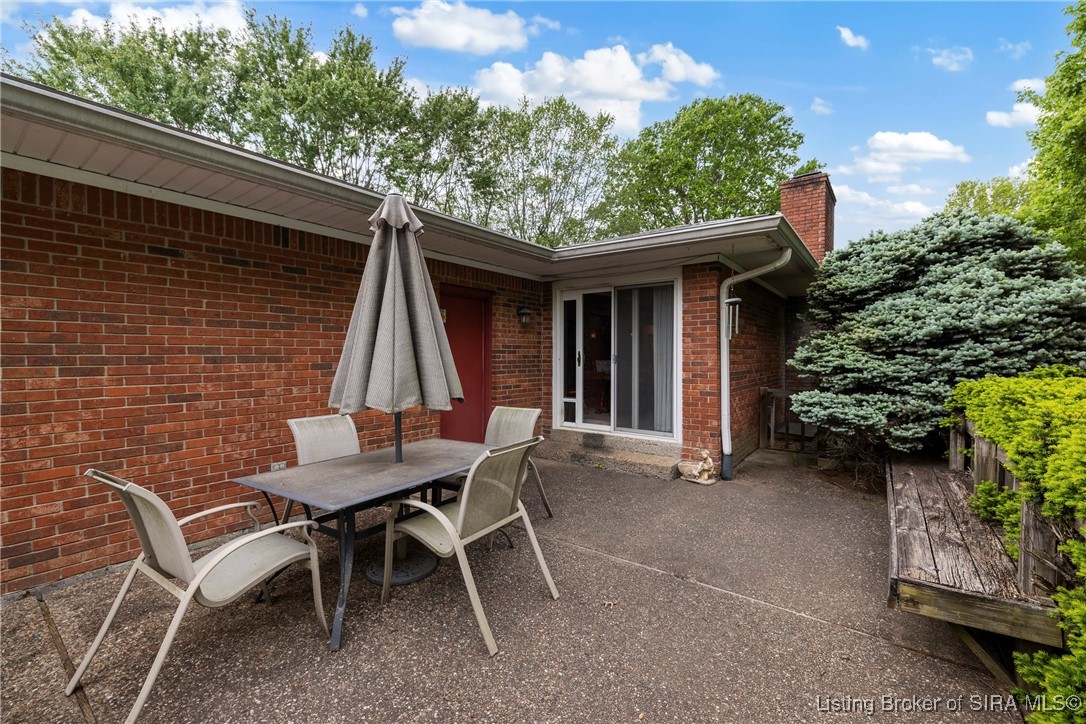 5705 Lentzier Trace