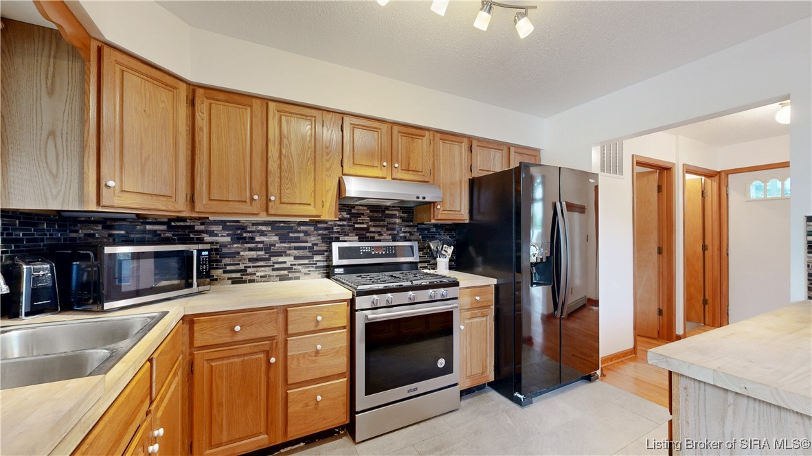 7333 W Newton Stewart Road