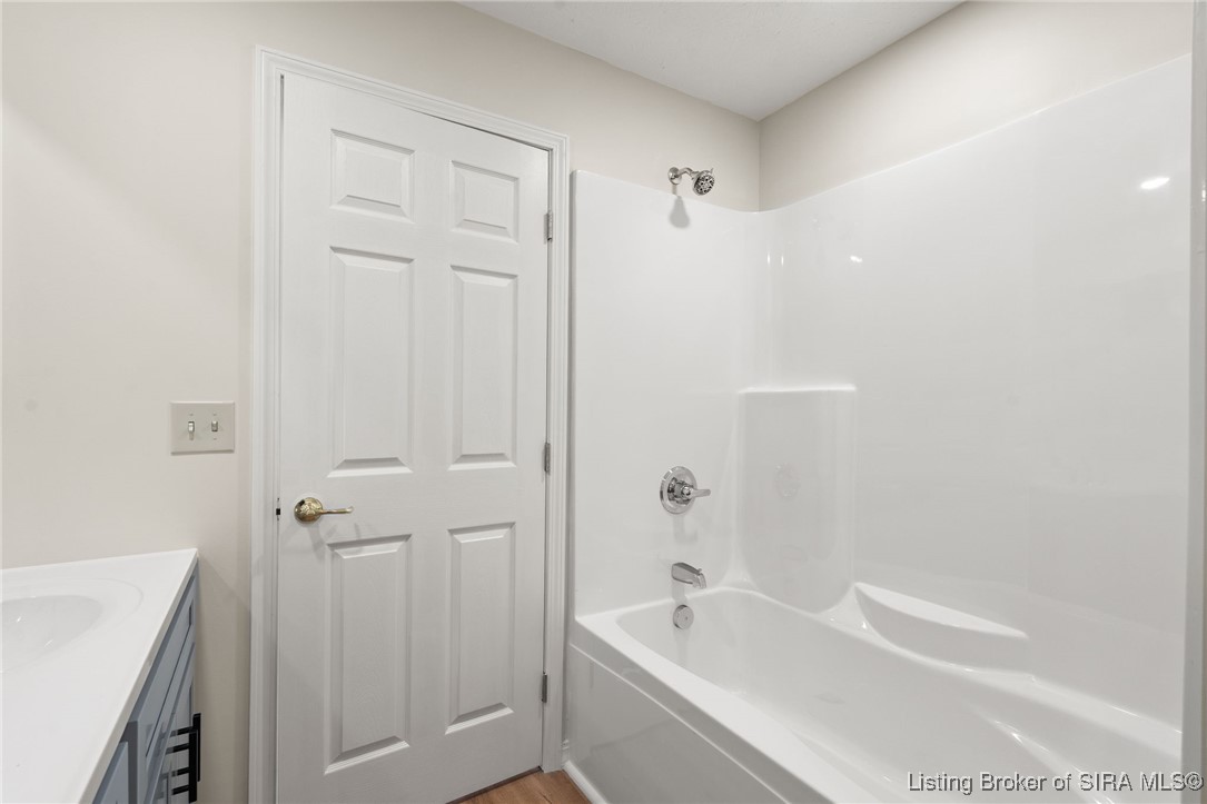 654 Sky Aire Road NE