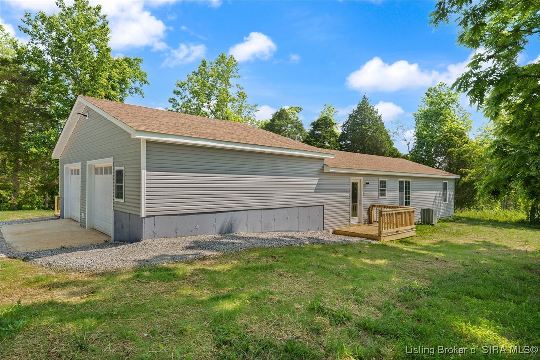 654 Sky Aire Road NE