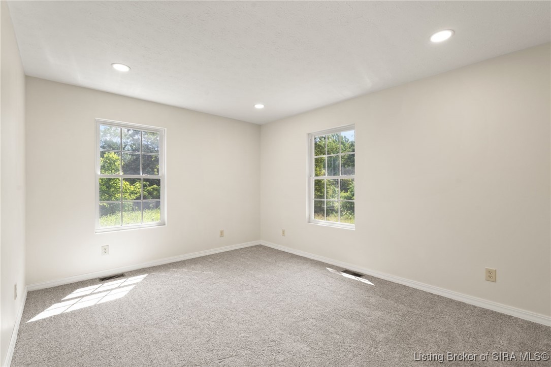 654 Sky Aire Road NE
