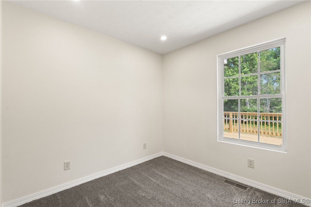 654 Sky Aire Road NE