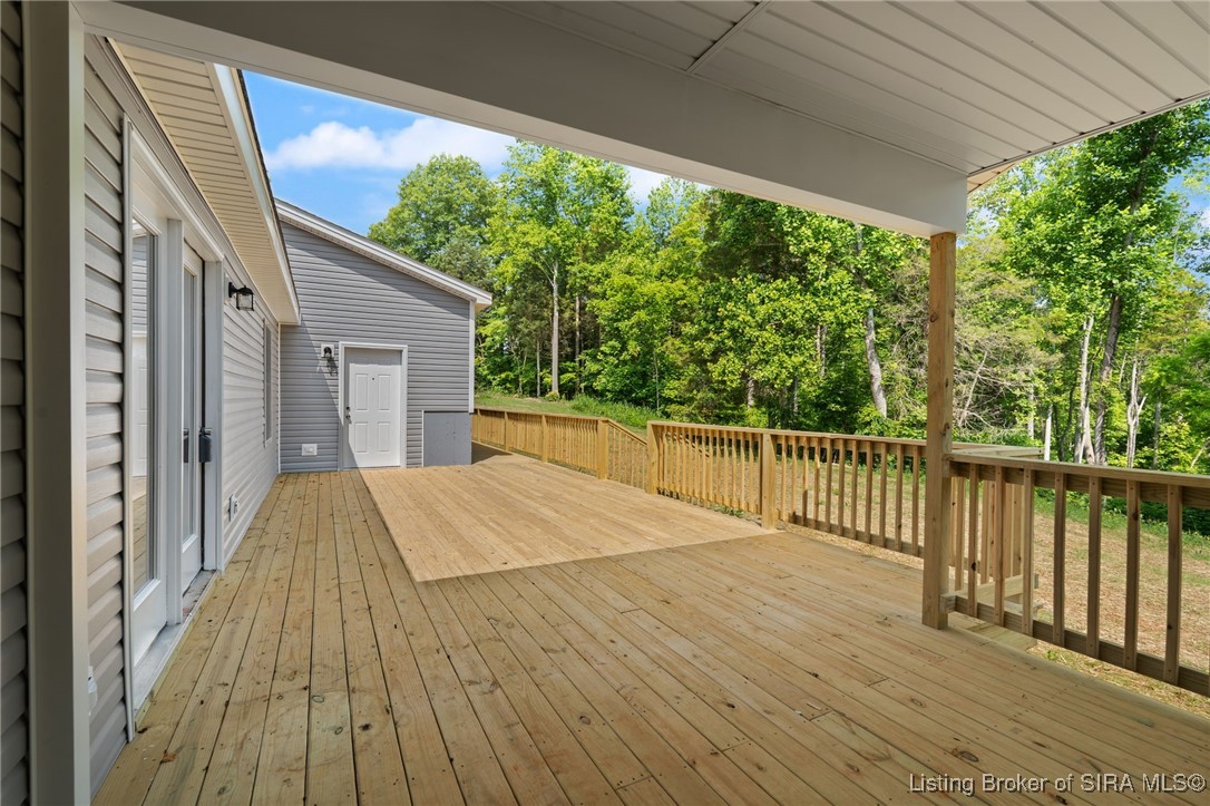 654 Sky Aire Road NE