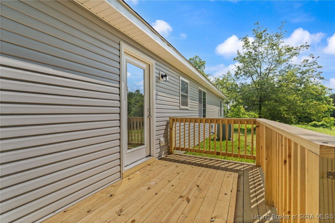 654 Sky Aire Road NE