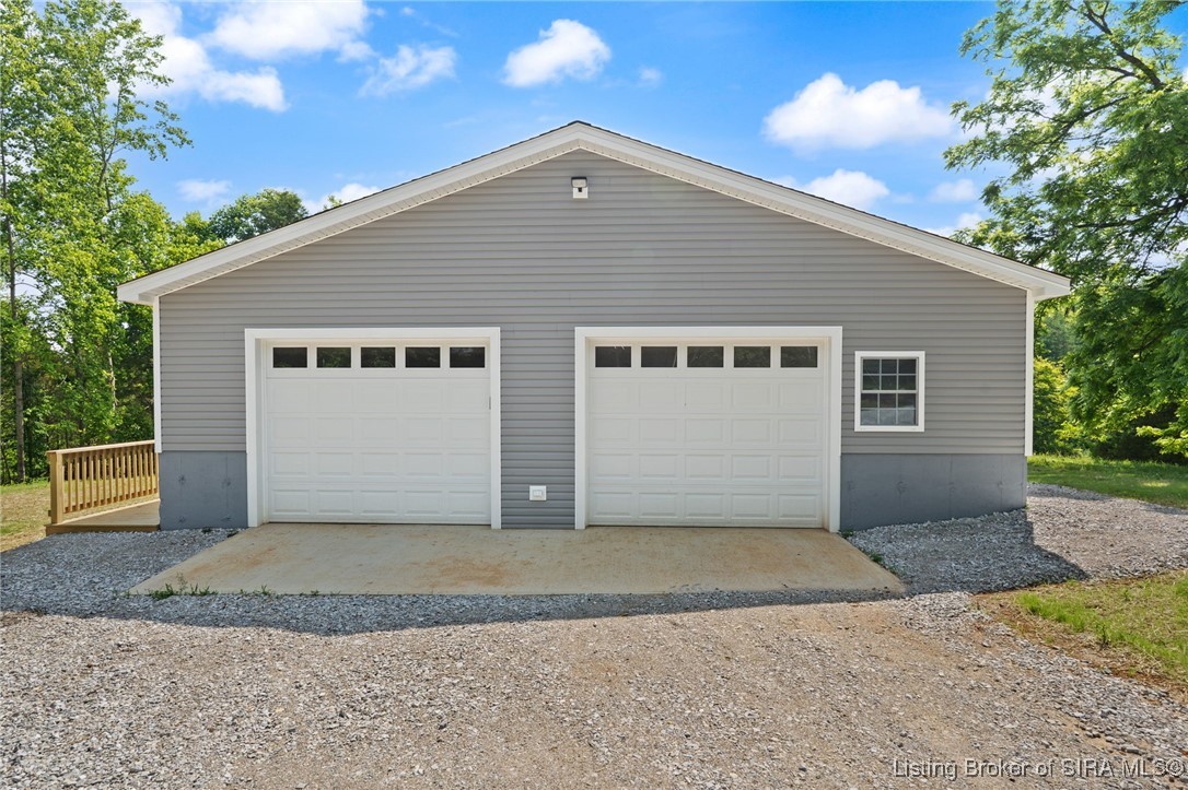 654 Sky Aire Road NE