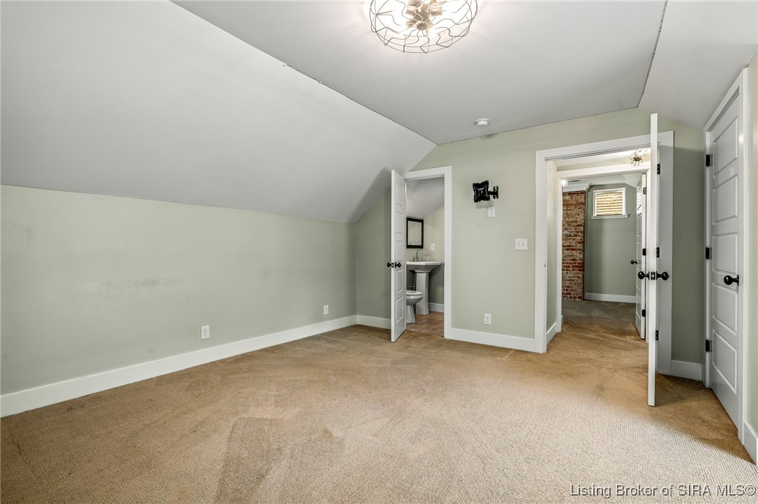 2114 E Elm Street