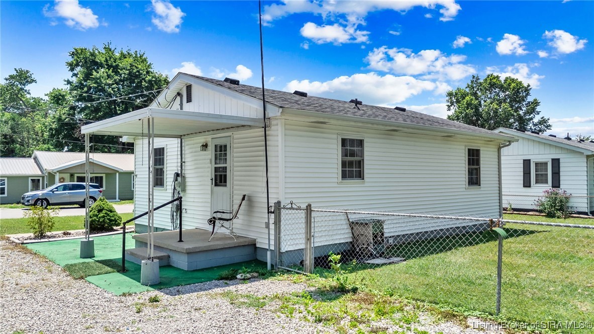 162 Maple Drive