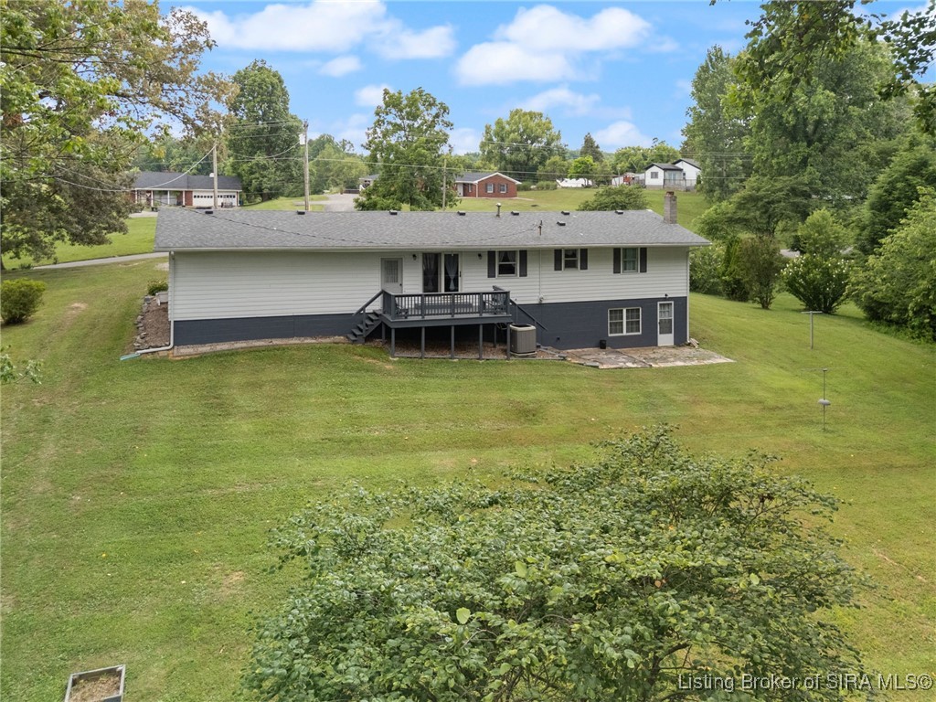 1050 Country Club Road NE