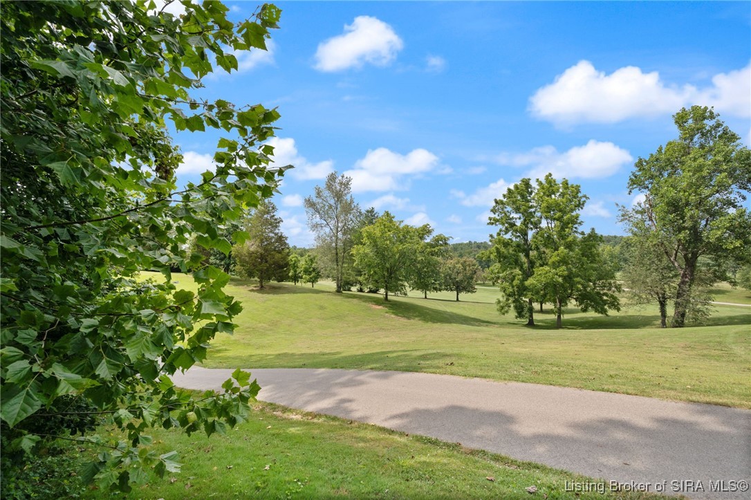 1050 Country Club Road NE