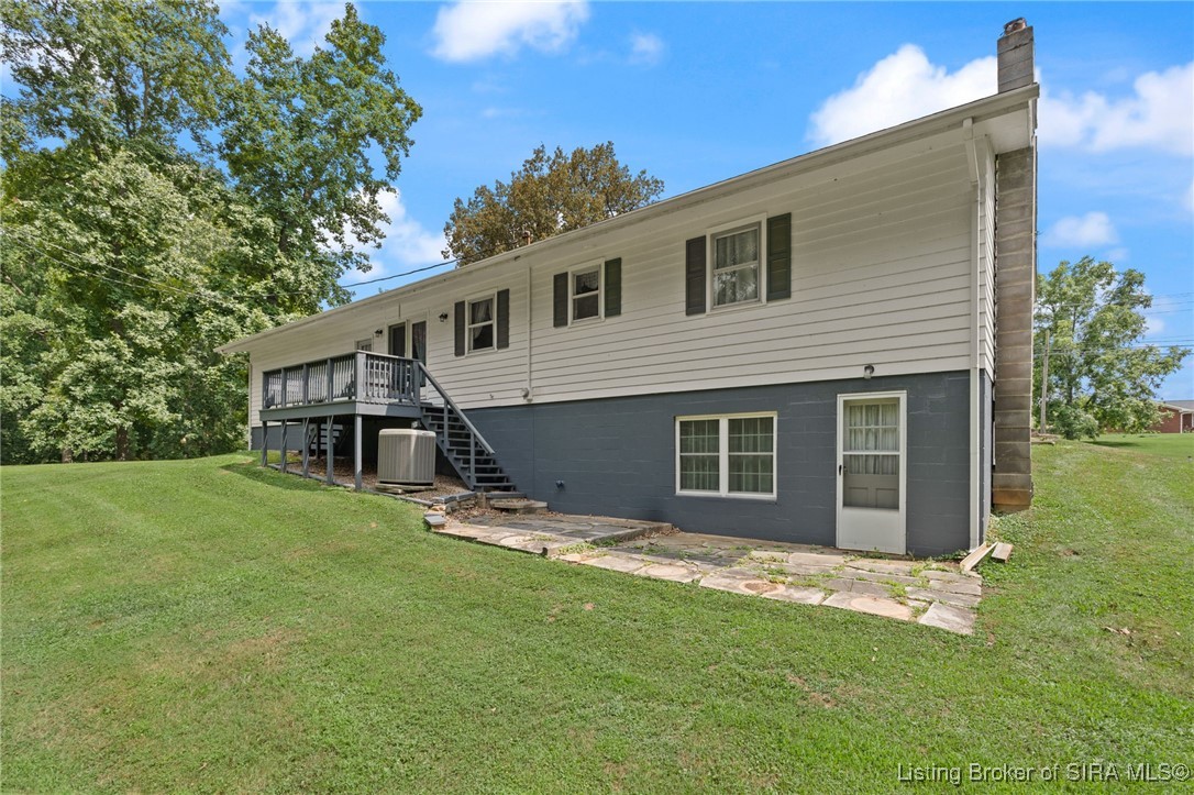 1050 Country Club Road NE