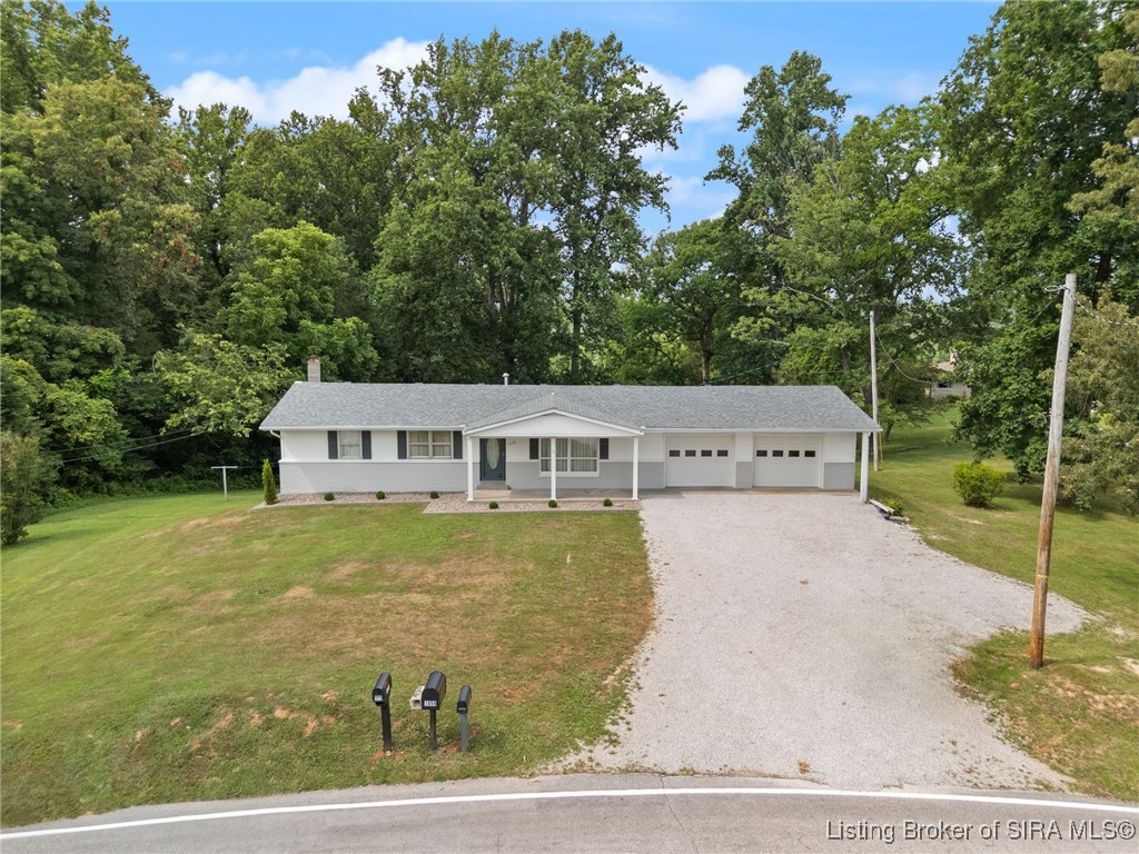 1050 Country Club Road NE