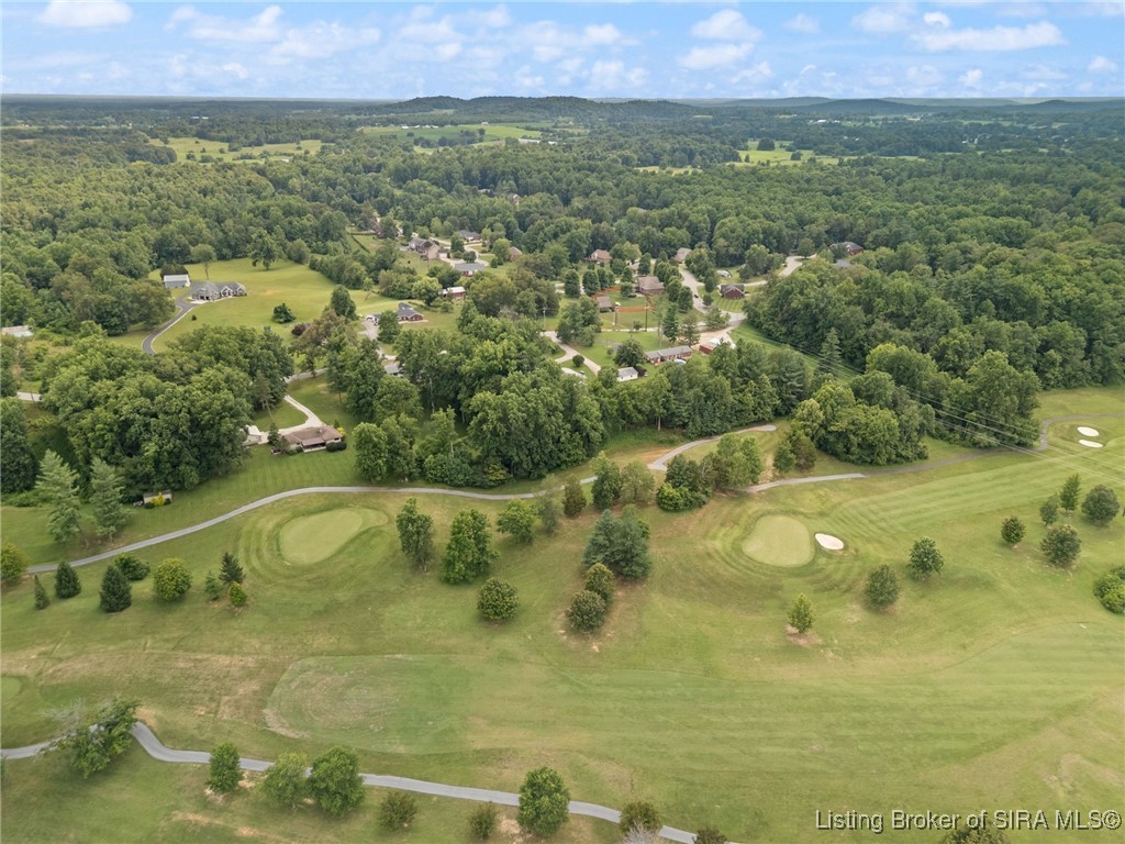 1050 Country Club Road NE