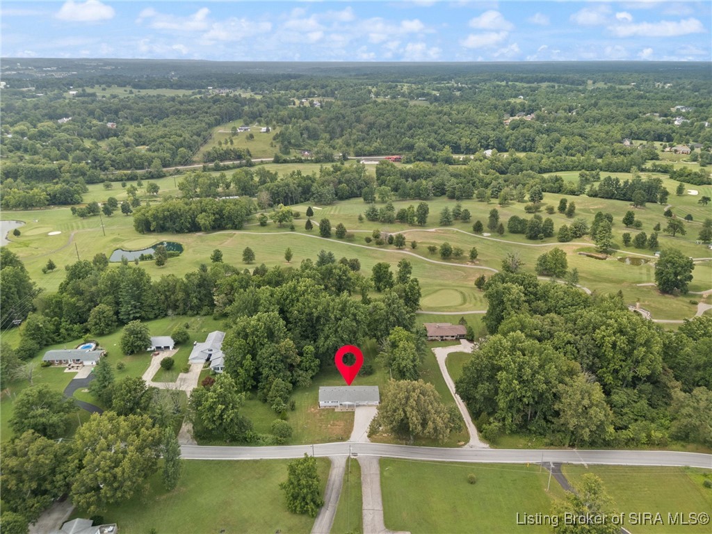 1050 Country Club Road NE