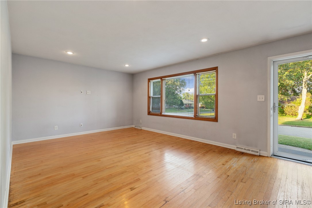 117 Rossmoore Drive